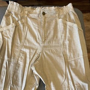women’s old navy large khaki pants